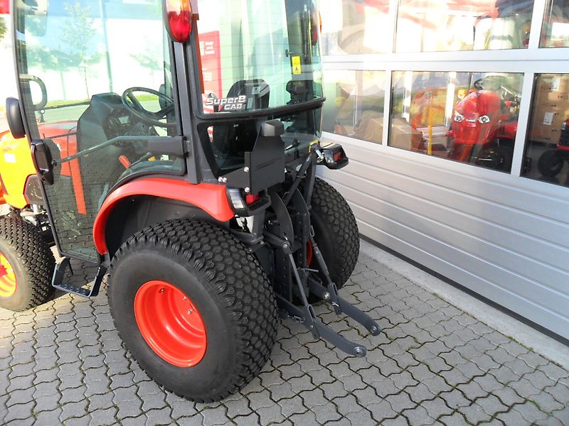 Kubota B2-261