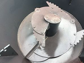 VEMAC Futtermischwagen Futterwagen Boxer FM200S Anhänger Futter NEU