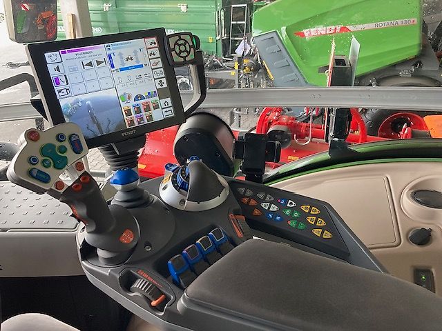 Fendt 942 Vario Gen6 Profi+