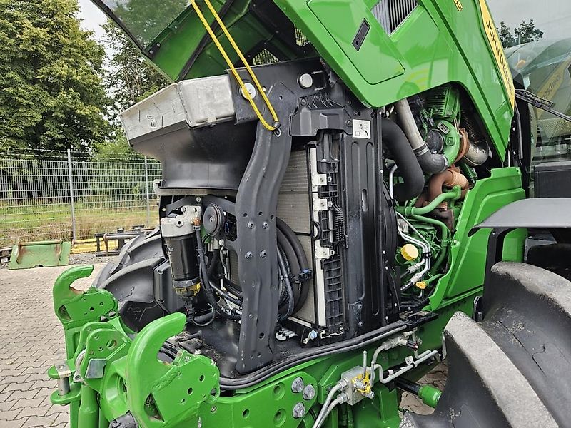 John Deere 6R185