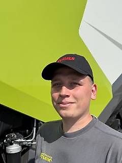 I miei referenti Signor Wojciech Wywial